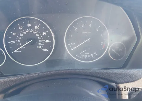 2015 BMW 320I z USA, uszkodzony, nr VIN WBA3B1G55FNT05520